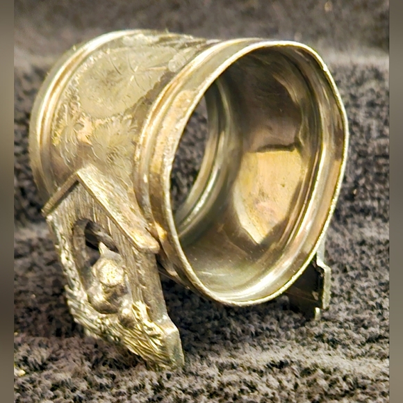 Vintage Victorian Fugural Antique Silver Napkin Ring Bull Dog in Doghouse Floral - Picture 6 of 7